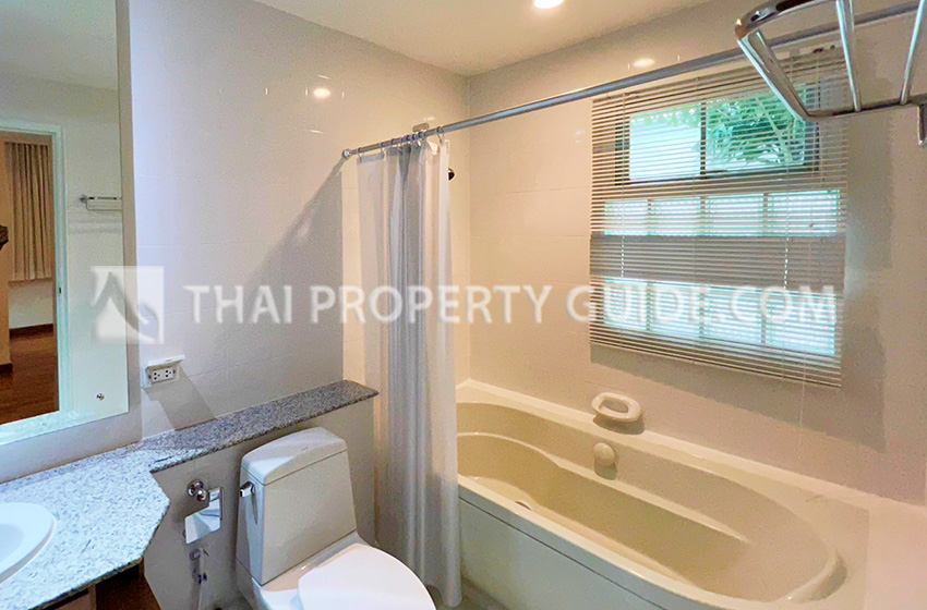 House with Shared Pool in Nichada Thani 